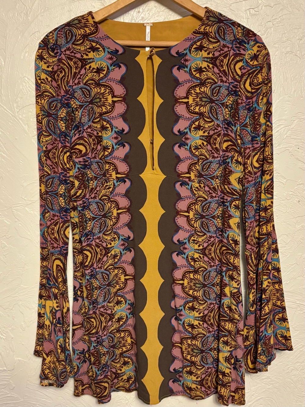 Free People Ossie Vibes Bell Sleeve Paisley Mini Shift Dress Gold Brown Sz 4